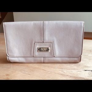 BCBG Paris- Clutch